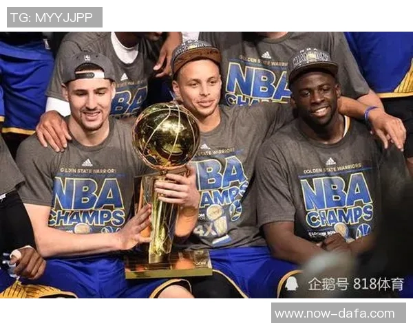 字母哥效力雄鹿十三年忠诚不渝现役球员时长仅次库里和追梦